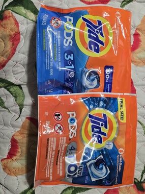 Tide PODS Laundry Detergent Pacs - Orange & Blue